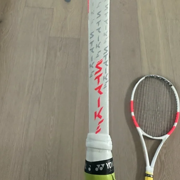 Babolat 2024 Pure Strike Team (285G) 4 1/8 Grip Size - Picture 2 of 7